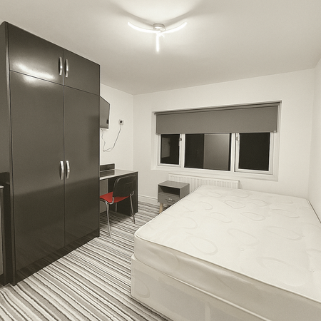 6 bedroom semi-detached house to rent - Photo 4