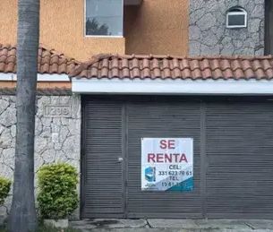 CASA EN RENTA REMODELADA EN PASEOS DEL SOL - Photo 1