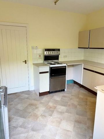 21 Stream Street, Downpatrick, BT30 6DD - Photo 2