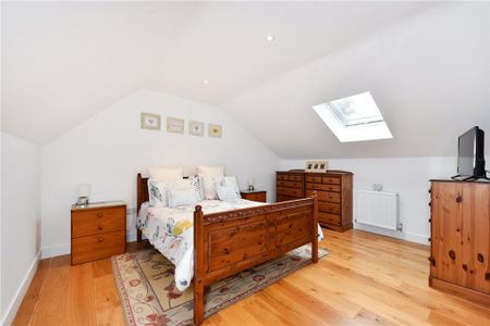 3 bedroom detached house to rent - Photo 3