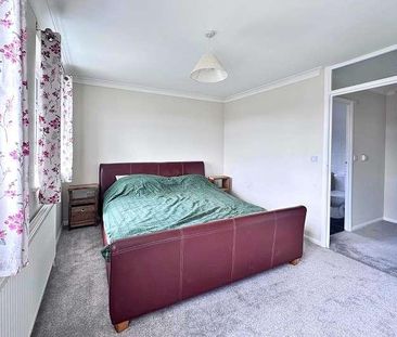 Ambassador Close, Mudeford, Dorset, BH23 - Photo 3