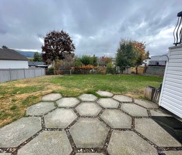 3 Bed Black Mountain - Photo 5