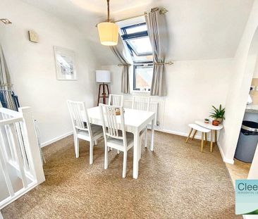 1 bed detached house to rent in Grange Drive, Bishops Cleeve, GL52 - Photo 4