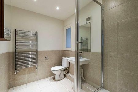 2 bedroom Flat to rent in Pelham Court, 145 Fulham Road, London, South Kensington, SW3 - Photo 5