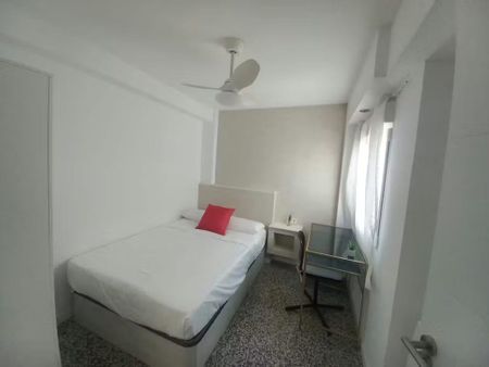 Carrer de Manuel Martí, Valencia, Valencian Community 46021 - Photo 3