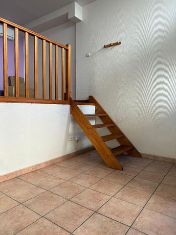 Location Appartement 1 pièce 24m² LYON 2ème - Photo 2