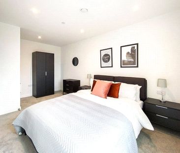 No 1 Old Trafford, 4 Wharf End, Salford Quays, Greater Manchester, ... - Photo 3