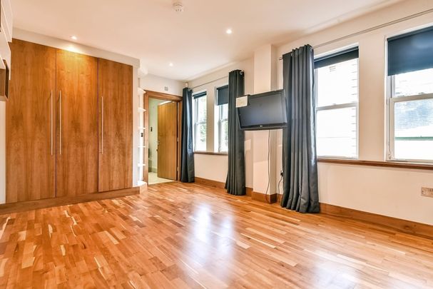 3 bedroom penthouse to rent - Photo 1