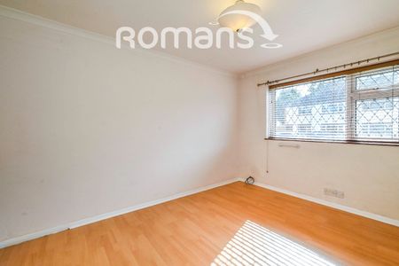 2 bedroom maisonette to rent - Photo 4