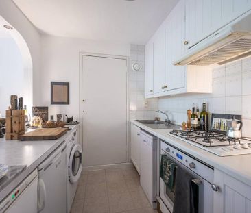 2 bedroom maisonette to rent - Photo 5