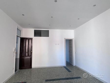 Zona Villagrazia di Palermo - Bilo Ristrutturato - Photo 4