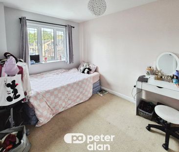 Orangery Walk, NEWPORT - Photo 5