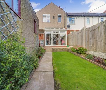 2 bedroom semi-detached house to rent - Photo 5