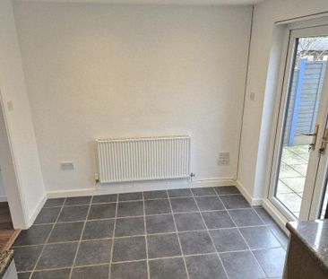 2 bedroom terraced house to rent - Photo 3