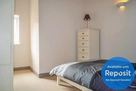 3 bedroom flat to rent - Photo 3