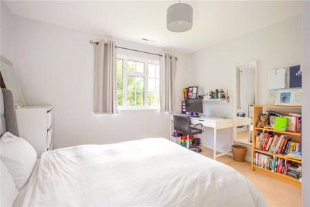 5 bedroom detached house to rent - Photo 4