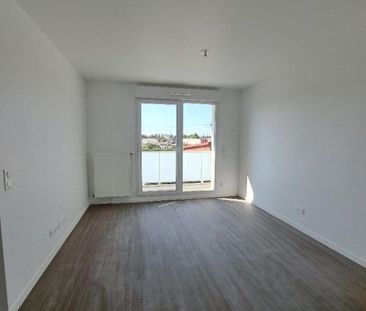 T2 AVEC BALCON + PARKING - Photo 1