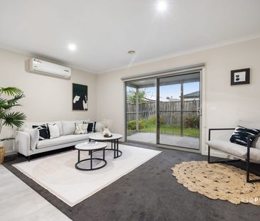 Quality Family Living in the Heart of Saratoga Estate - Photo 3