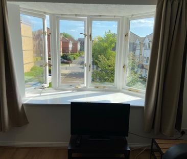 2 Bed Flat, Sheppard Drive, SE16 - Photo 3