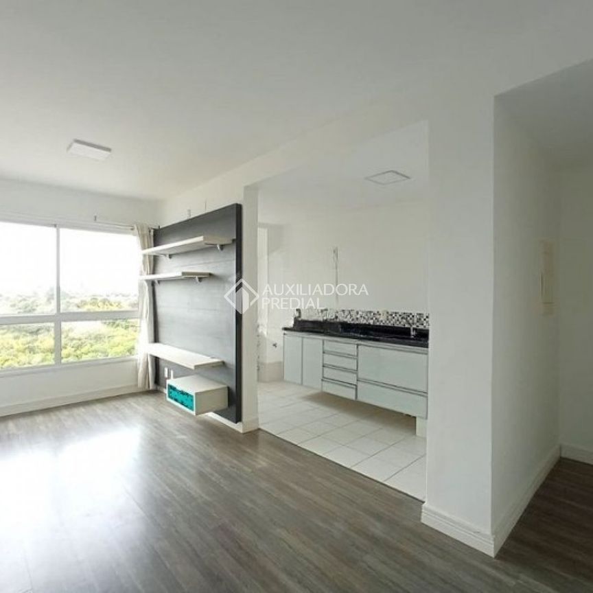 Apartamento com 2 quartos e 50m² para alugar em Jardim Itu, Porto Alegre. - Photo 1