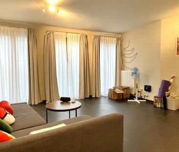 Gezellig appartement met 1 slaapkamer nabij Harmonie! - Photo 1