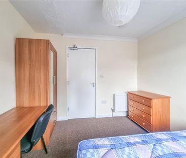 4 bedroom terraced house to rent - Photo 4