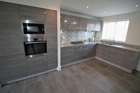 Kingfisher Drive Hetton Le Hole Houghton-le-Spring - Photo 5
