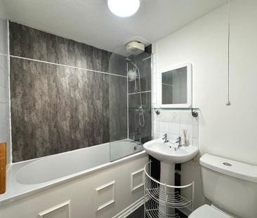 1 bedroom flat to rent - Photo 6