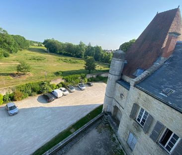 Appartement Château de Beire Le Chatel 5 pièce(s) 3 ch 2 sdb 160 m2 2places de parking et 1 cellier - Photo 3