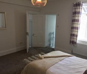 1 bedroom in a house share to rent - Photo 6