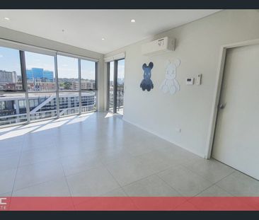 2 bedrooms apartment on Top floor Level 10 (Building A) - Photo 1