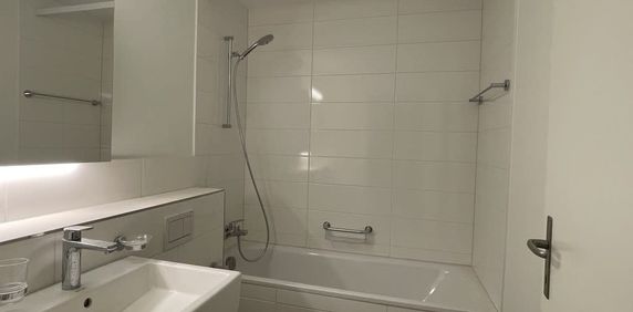 2.5 Zimmer, 60 m², 10. Stock - Photo 2