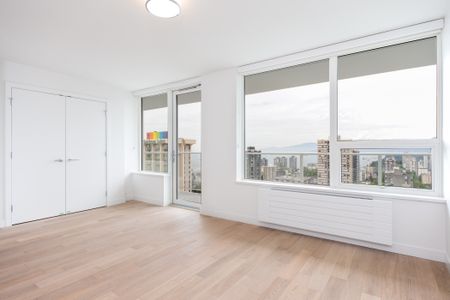 1108 Pendrell Street, Vancouver - Photo 2