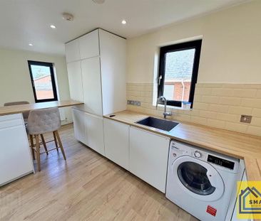 Apt 60 Titanic Walk, 3 Ballymacarrett Road, Belfast, BT4 1BT - Photo 4