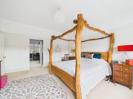 Greenlands Road, Staines-upon-Thames, Surrey,TW18 - Photo 3