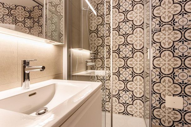 Traumhafte 2.5-Zimmer-Attika im Herzen von Biel - Photo 1