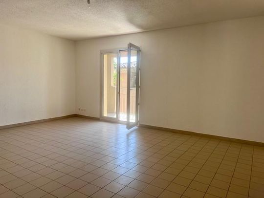 Location Appartement 3 pièces 74m² BRIGNOLES 83170 - Photo 1