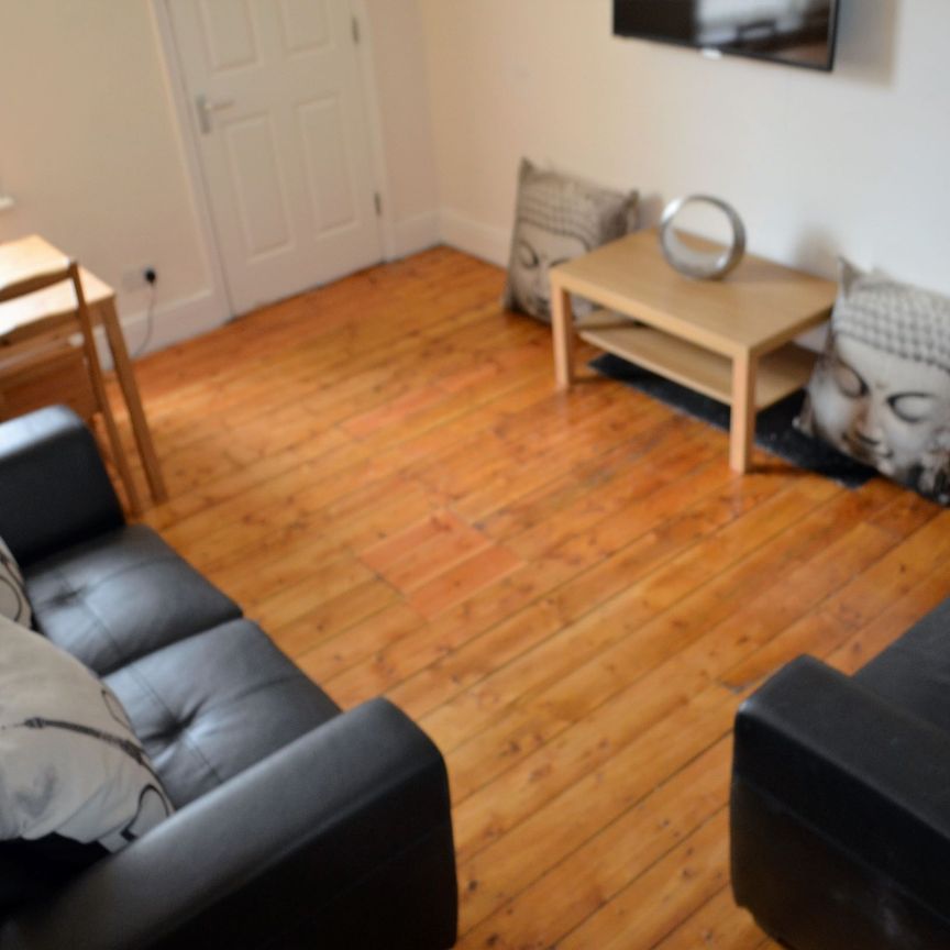 Simonside Terrace - Photo 1