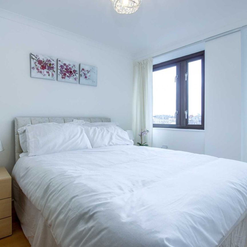 Price £4,200 pcm - Available 20/07/2026 - Furnished - Photo 1