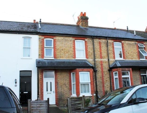 4 bedroom terraced house to rent - Photo 1