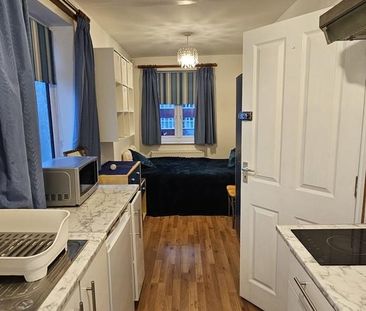 Studio to rent - Photo 5