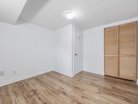 For Lease - 8 Redwood Avenue Unit# Bsmt, Toronto, Ontario - Photo 2