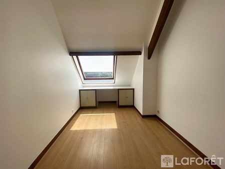 House - Photo 3
