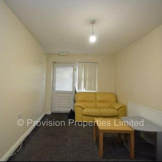 3 Bedroom Flats, Headingley, Leeds - Photo 1