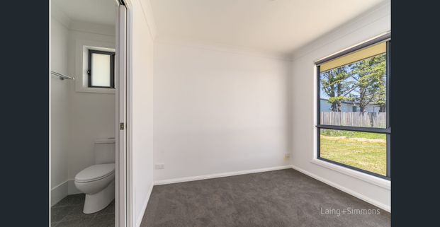 1/17 Seabrook Place – Brand New 3 Bedroom Unit With Carport - Photo 1
