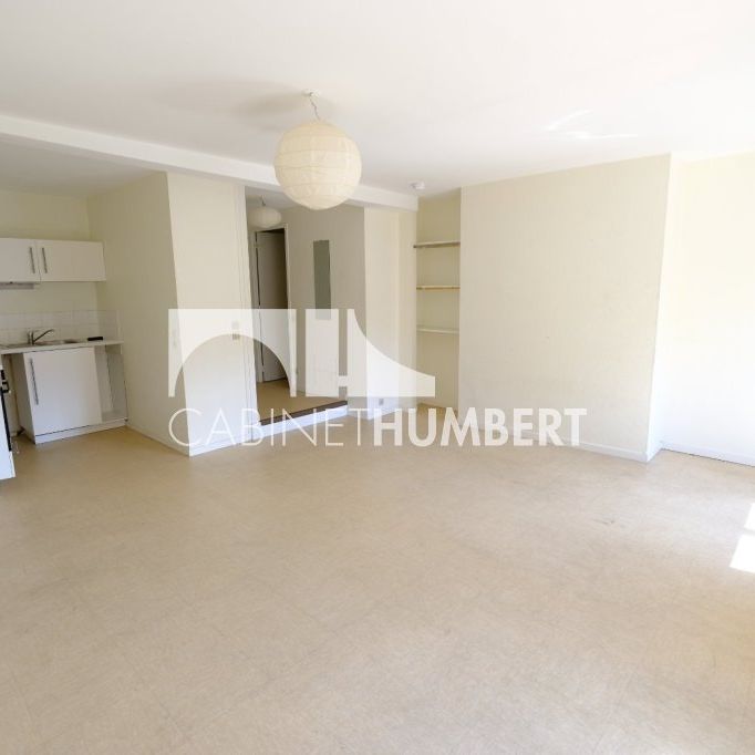Location Appartement 1 pièce 32m² ST ETIENNE 42000 - Photo 1