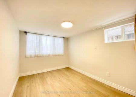 808 Midland Avenue #Lwr - Photo 3