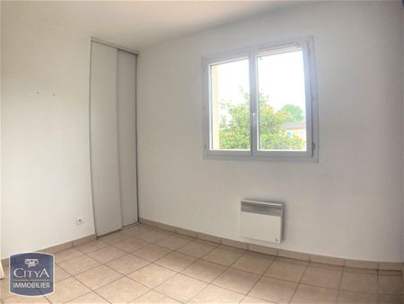 Location Maison 5 pièces 97m² VERDUN SUR GARONNE 82600 - Photo 2