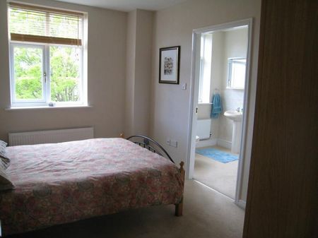 2 Bedroom Apartment To Let - Photo 3