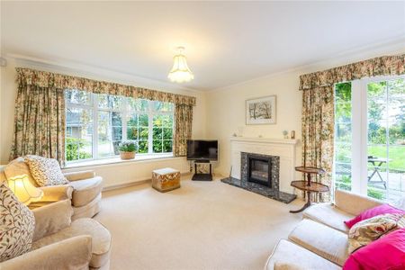 3 bedroom detached house to rent - Photo 2